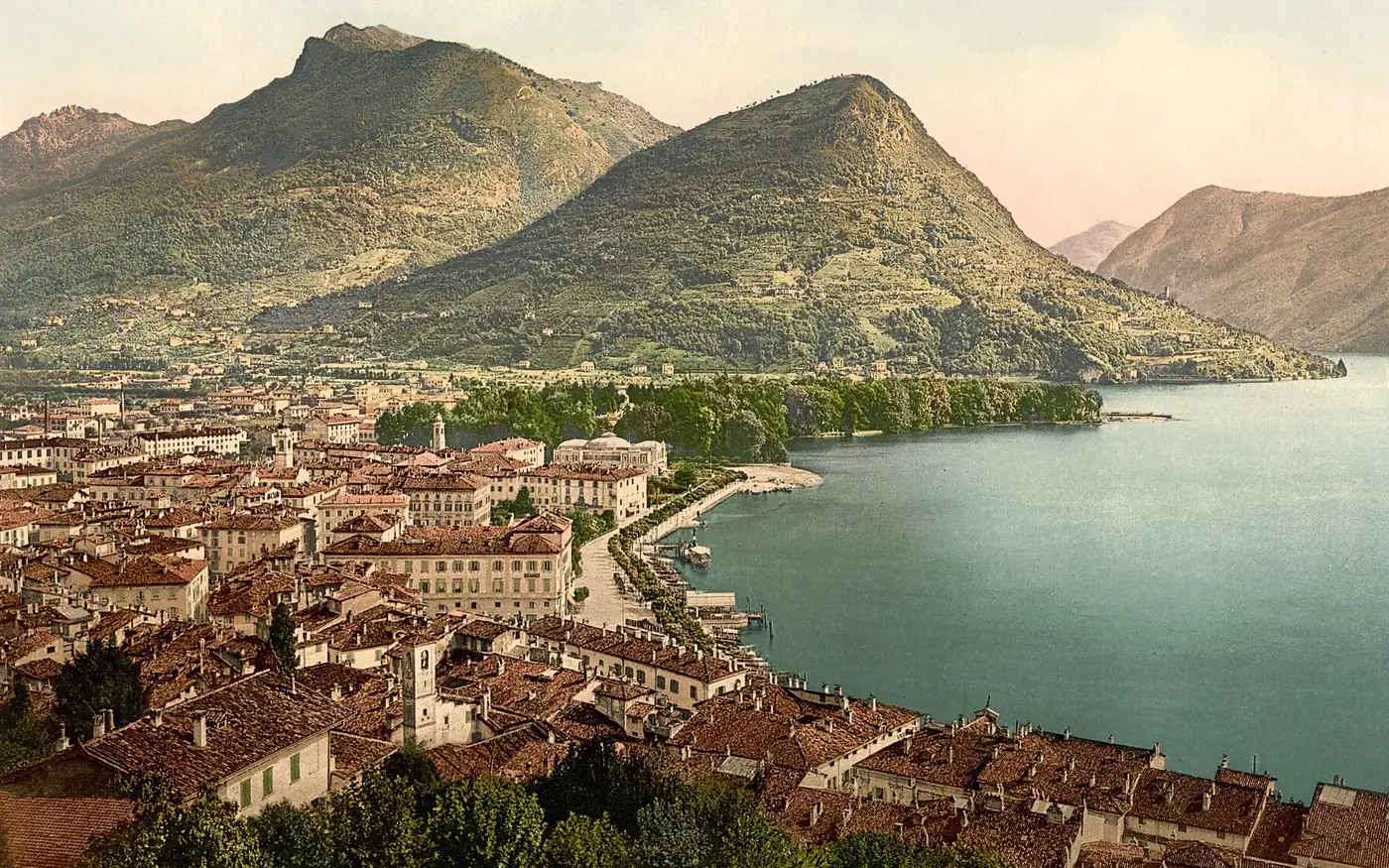 Lugano, il lungolago e il Monte Brè in una stampa fotocromica di fine Ottocento